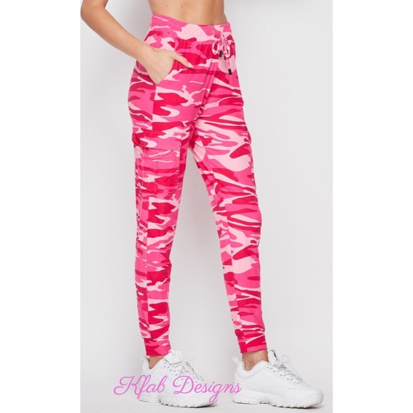 💗LAST 1! Pink Camo Cargo Brushed Joggers! - Picture 2 of 6
